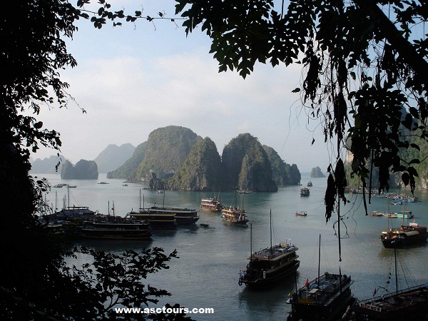 du lịch Hạ Long 3 ngày 2 dêm ngủ tàu
